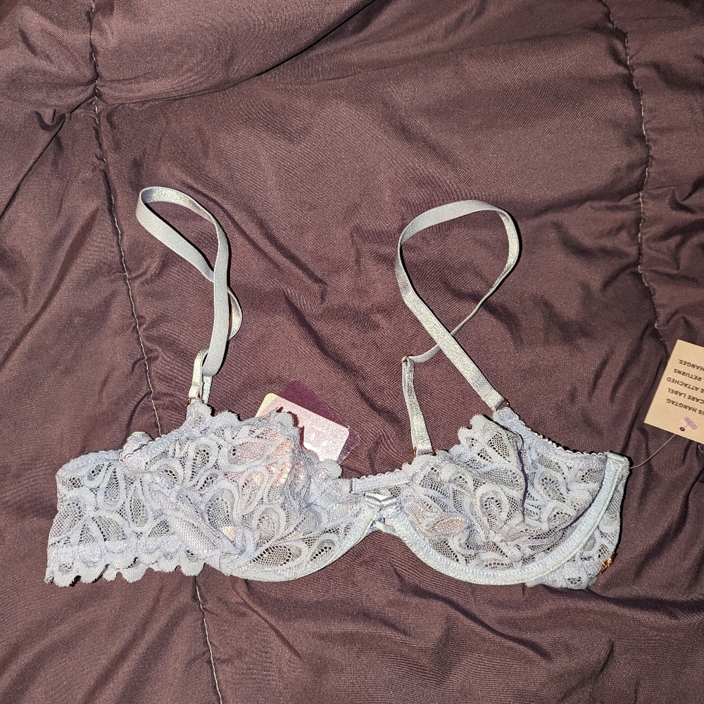 Savage x Fenty lavender bra